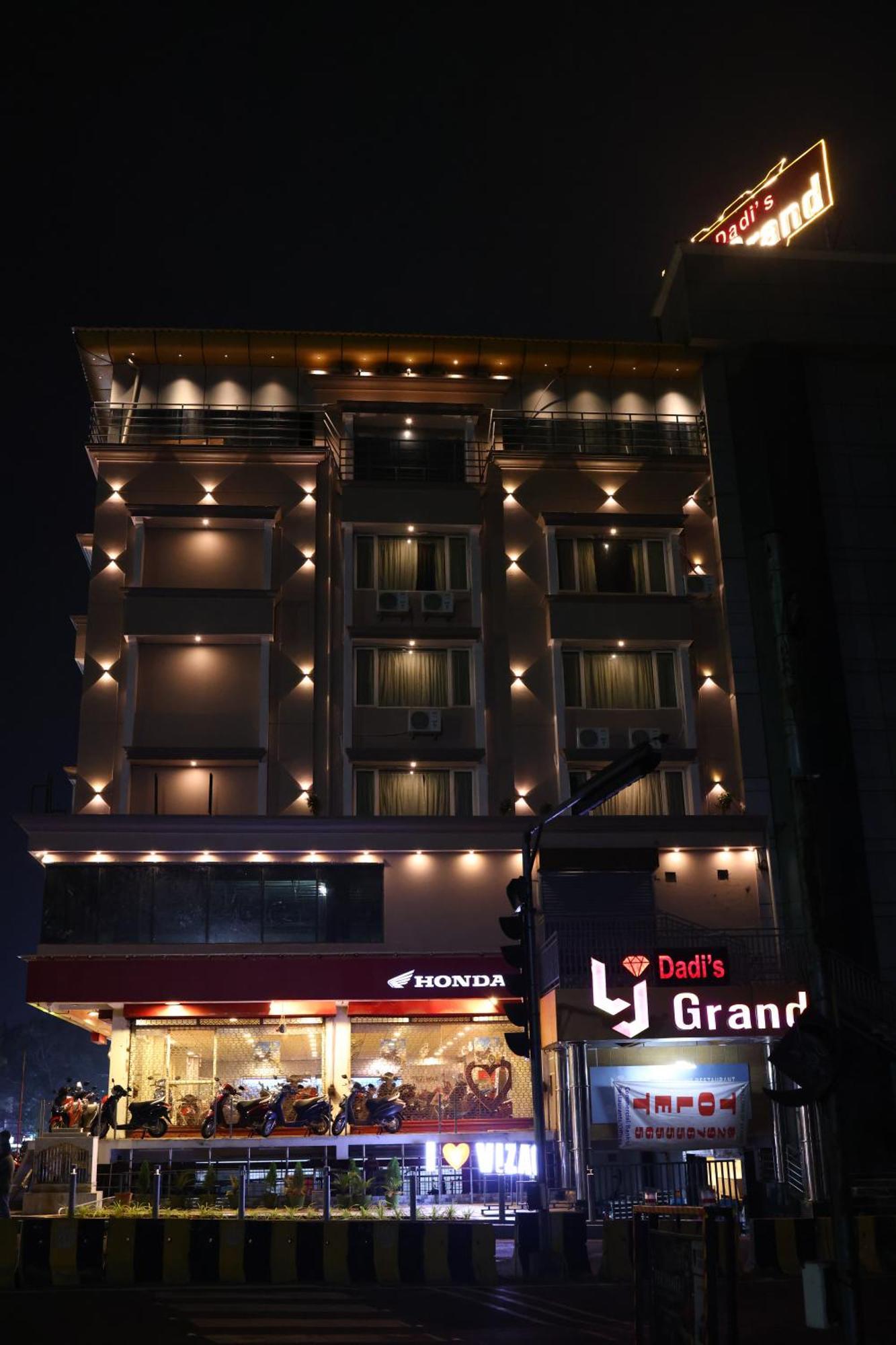 Hotel Lj Dadi'S Grand Visakhapatnam Exterior foto